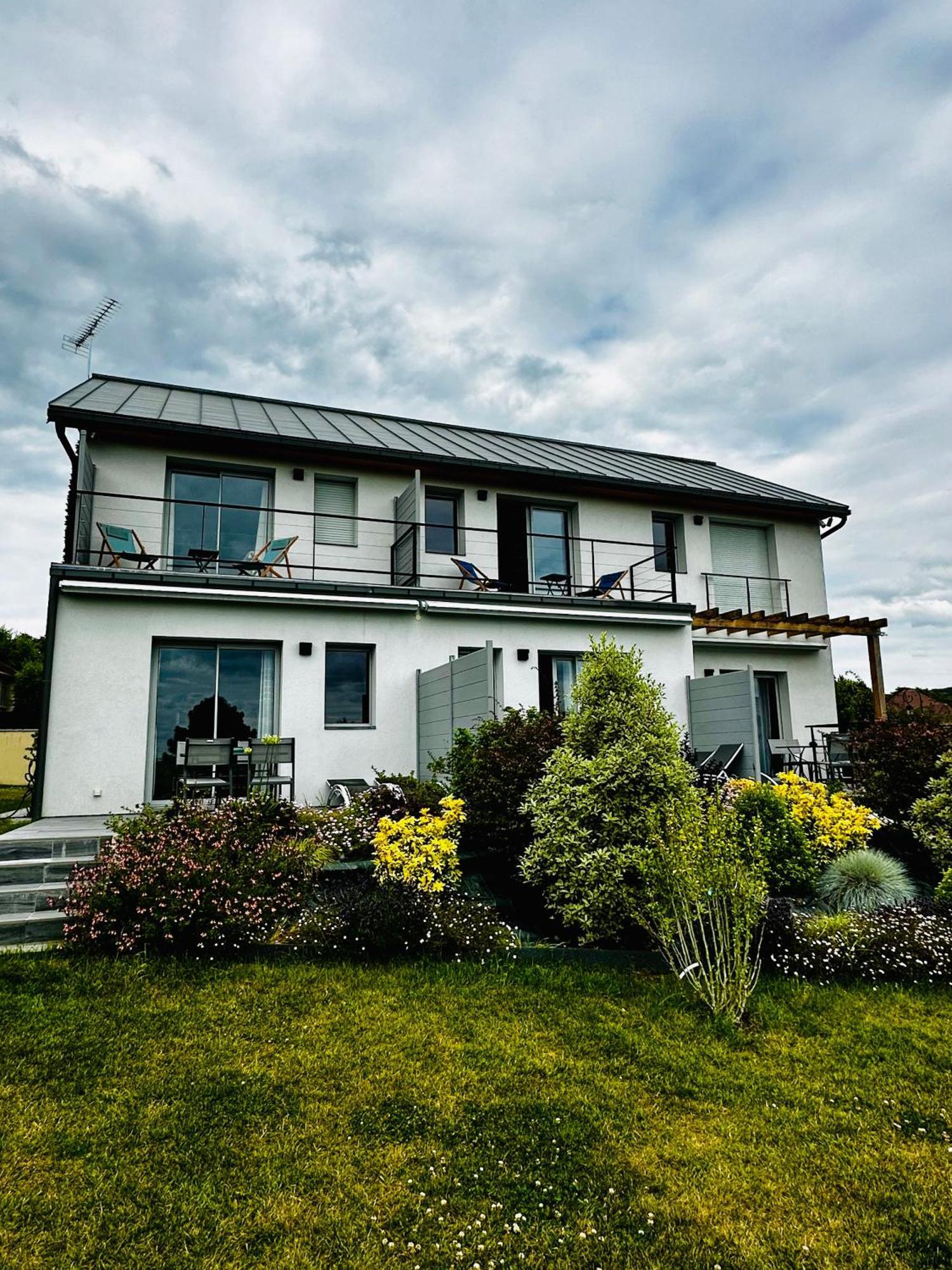 La villa perchée Saint-Prix  Exterior foto